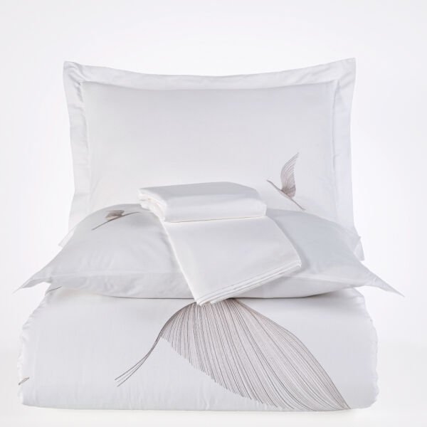 Premium Ashley Beyaz - Poplin Çift Kişilik Nakışlı Nevresim Takımı