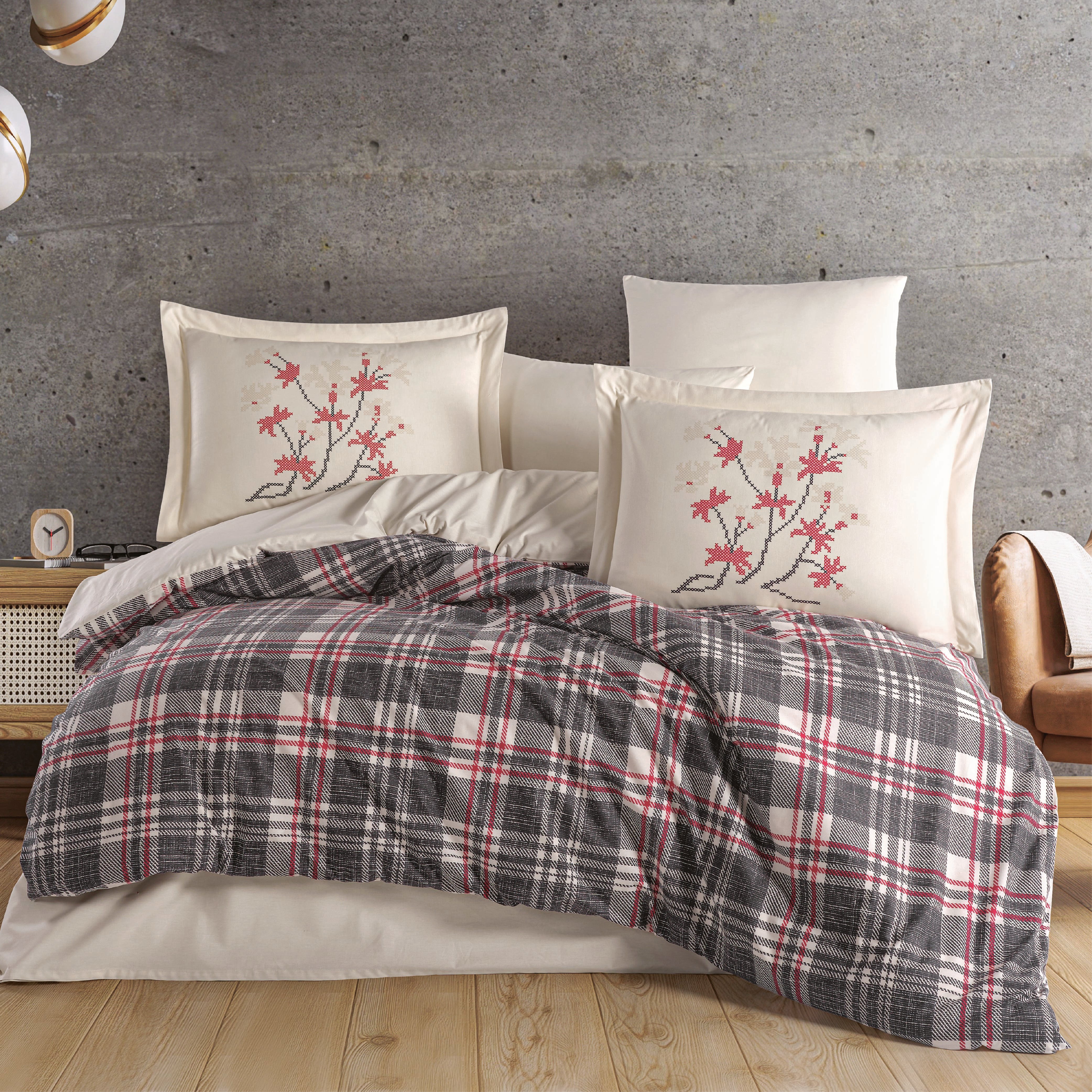 Margeret Siyah - Poplin Çift Kişilik Nevresim Takımı