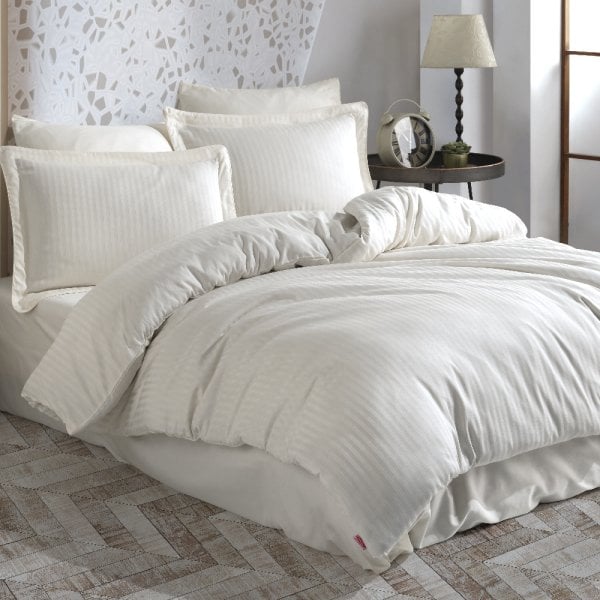 Striped Cream - Double Jacquard Satin Duvet Cover Set