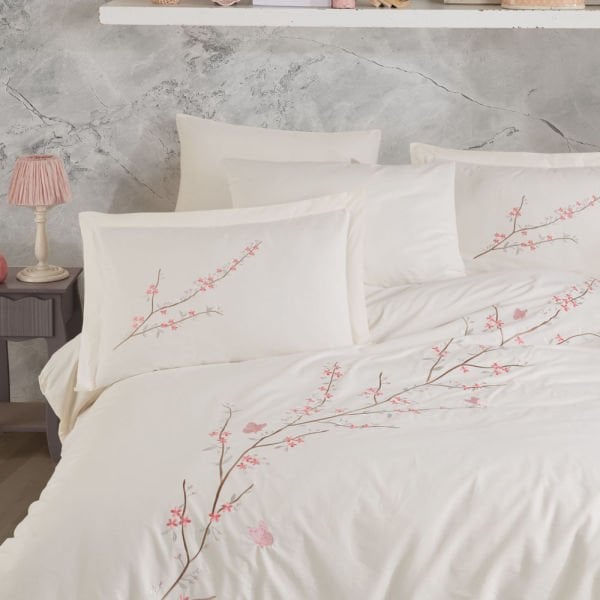 Premium Vera Krem - Poplin Çift Kişilik Nakışlı Nevresim Takımı
